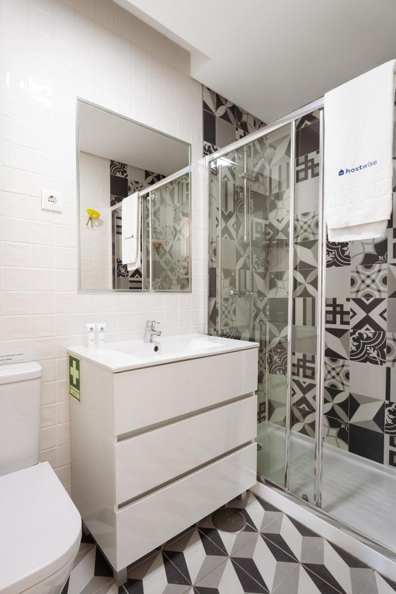 Host Wise - Flat W Free Private Parking - Bright & Cozy Apartment Porto Exterior photo