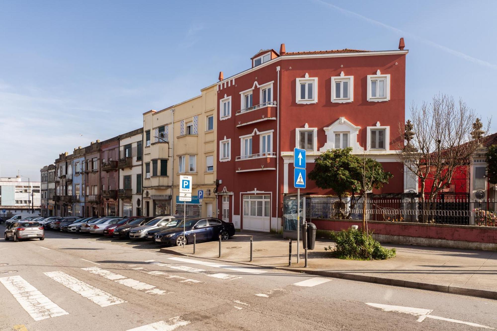 Host Wise - Flat W Free Private Parking - Bright & Cozy Apartment Porto Exterior photo